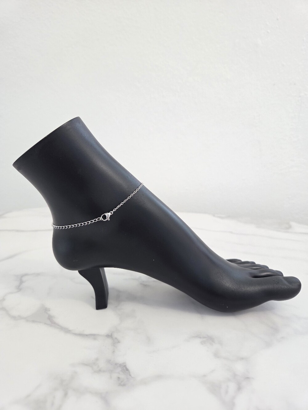 ​Silver Bow Charm Ankle Bracelet Dainty Y2K Coquette Summer Jewelry - Picture 6 of 11